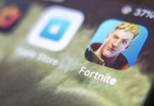 Fortnite ritornerà su App Store. fortnite ritornerà su app store apple store copertina